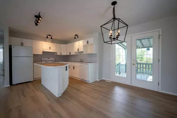269 Strathford CRES, Strathmore, AB T1P 1N9