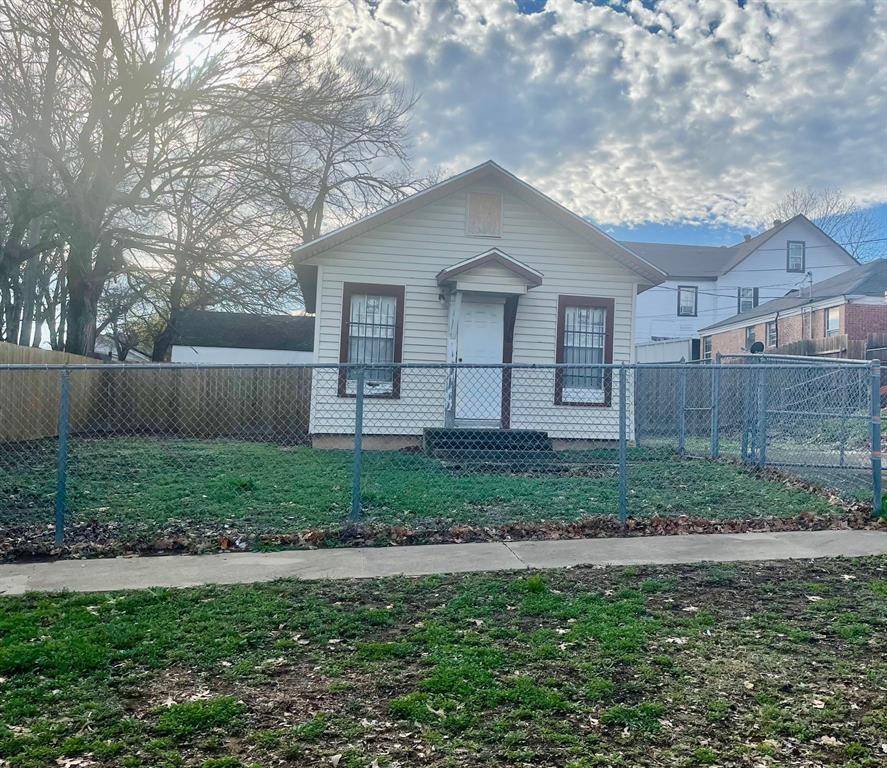 Fort Worth, TX 76164,1317 Harrington Avenue
