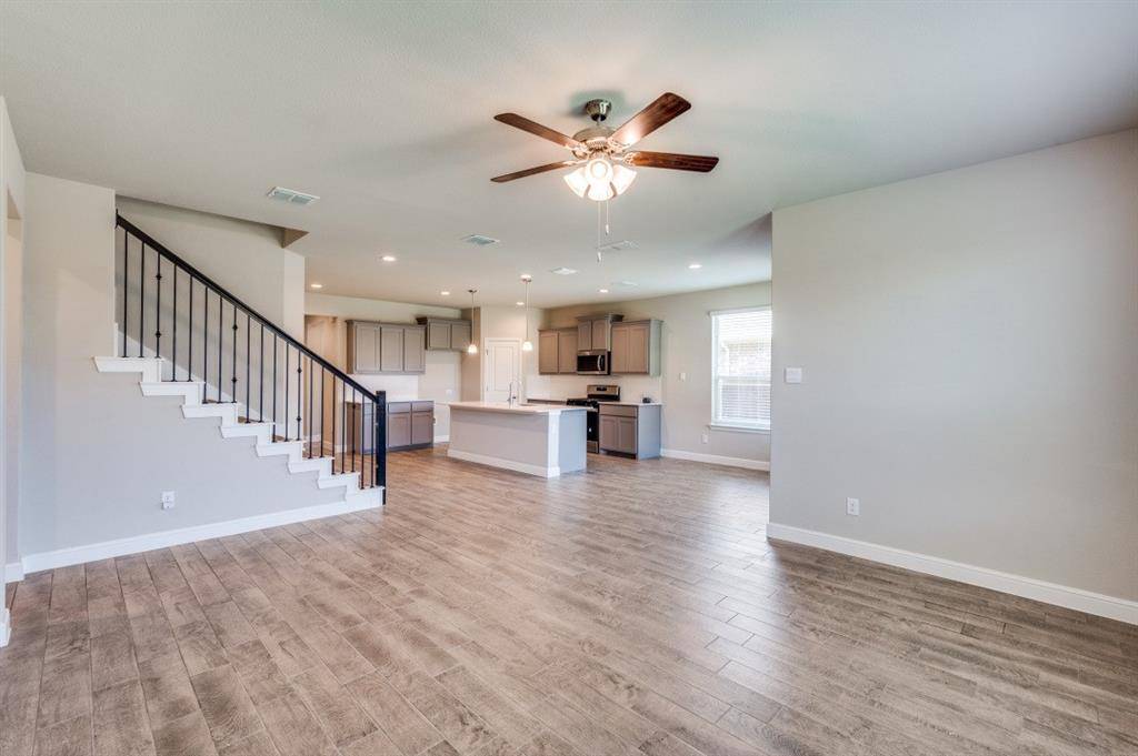 Krum, TX 76249,5225 Mountain View Drive