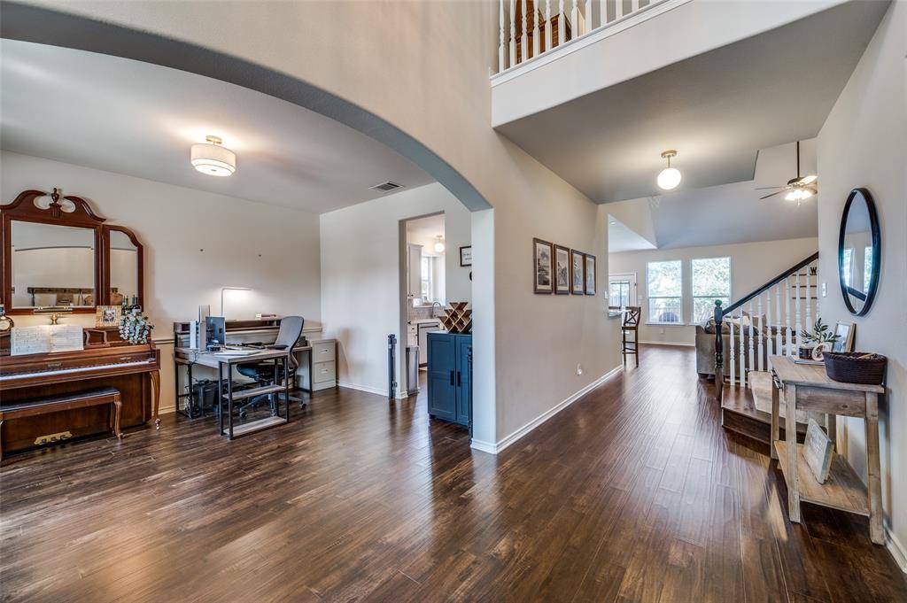 The Colony, TX 75056,6328 High Cliff Drive