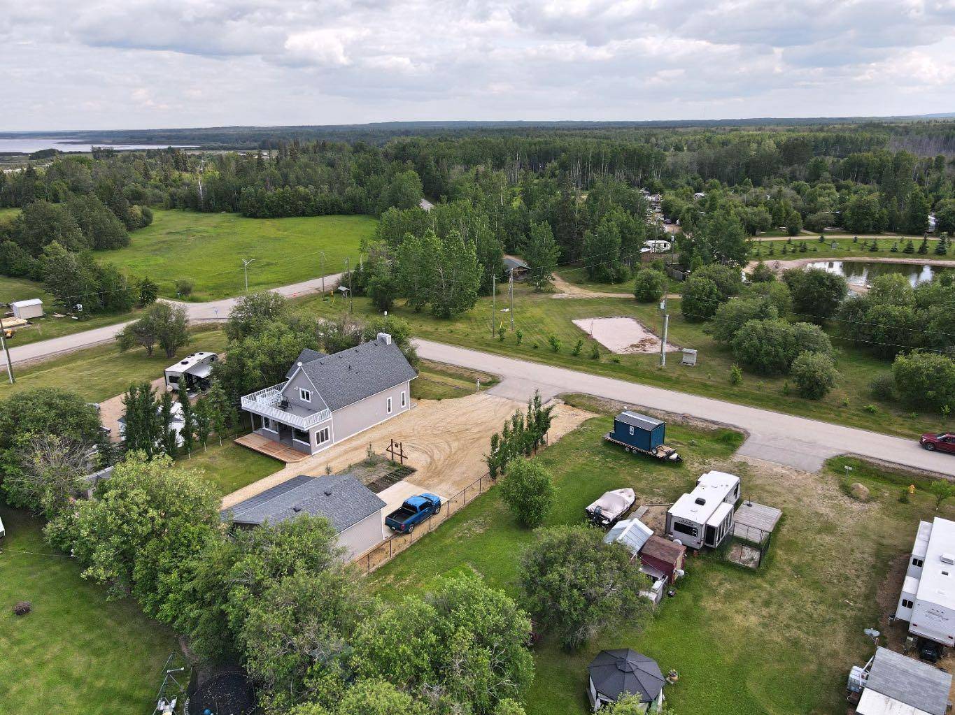 Joussard, AB T0G 1J0,6 2nd Avenue SE
