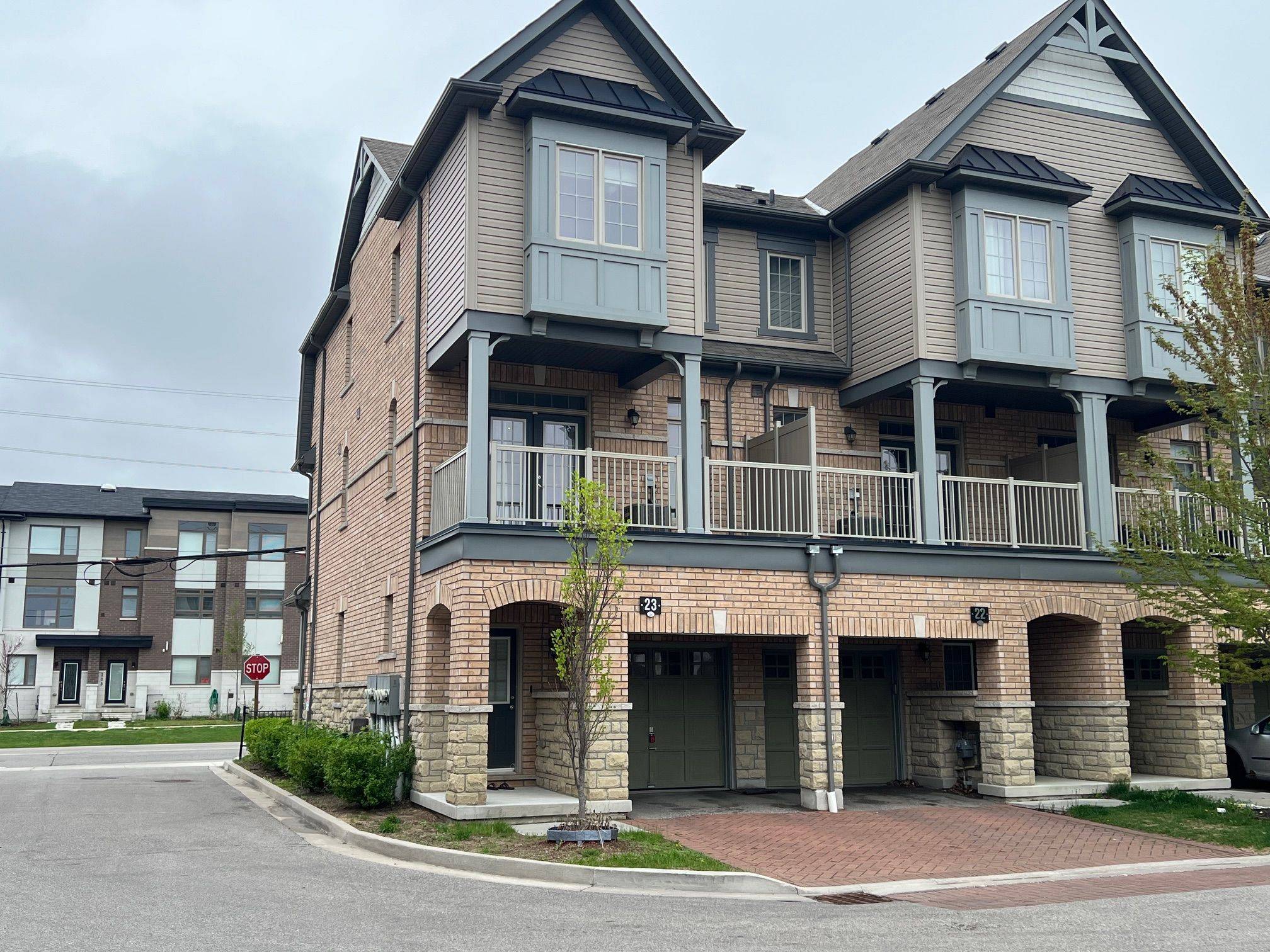 285 Finch AVE #23, Pickering, ON L1V 7H6