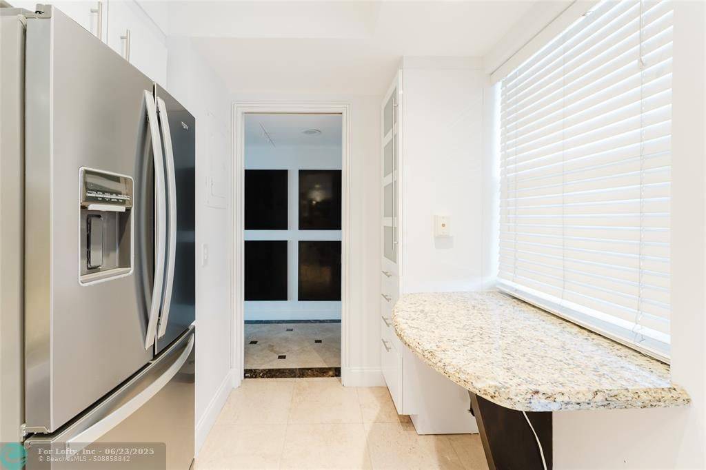 Pompano Beach, FL 33069,2671 S Course Dr #908