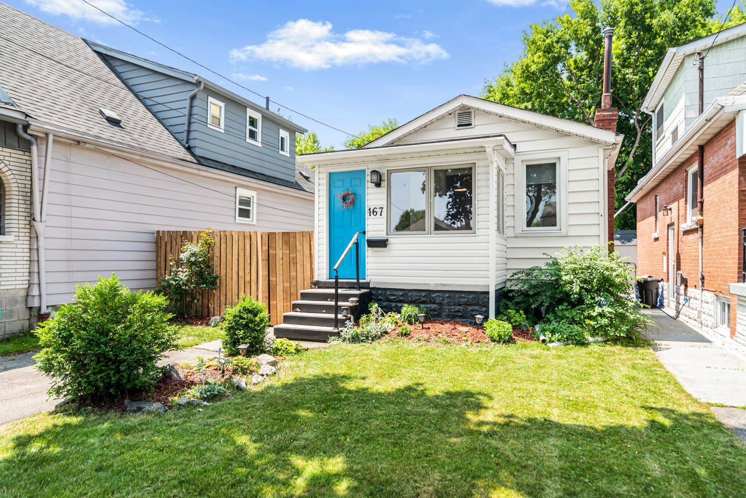 Hamilton, ON L8H 5N9,167 TOLTON AVE