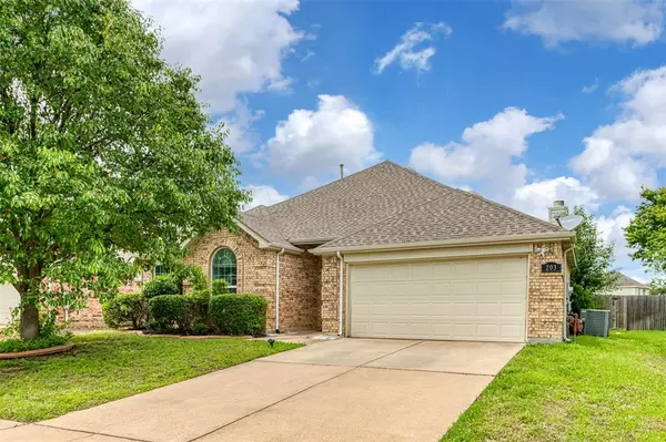 203 Millington Trail, Mansfield, TX 76063