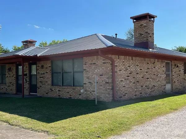 Denison, TX 75020,311 S Fannin Avenue #A