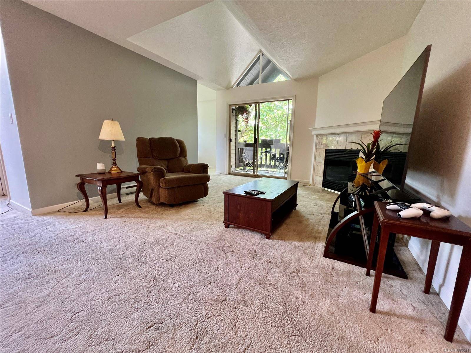 Saanich, BC V9A 1M2,108 Gorge Rd W #303