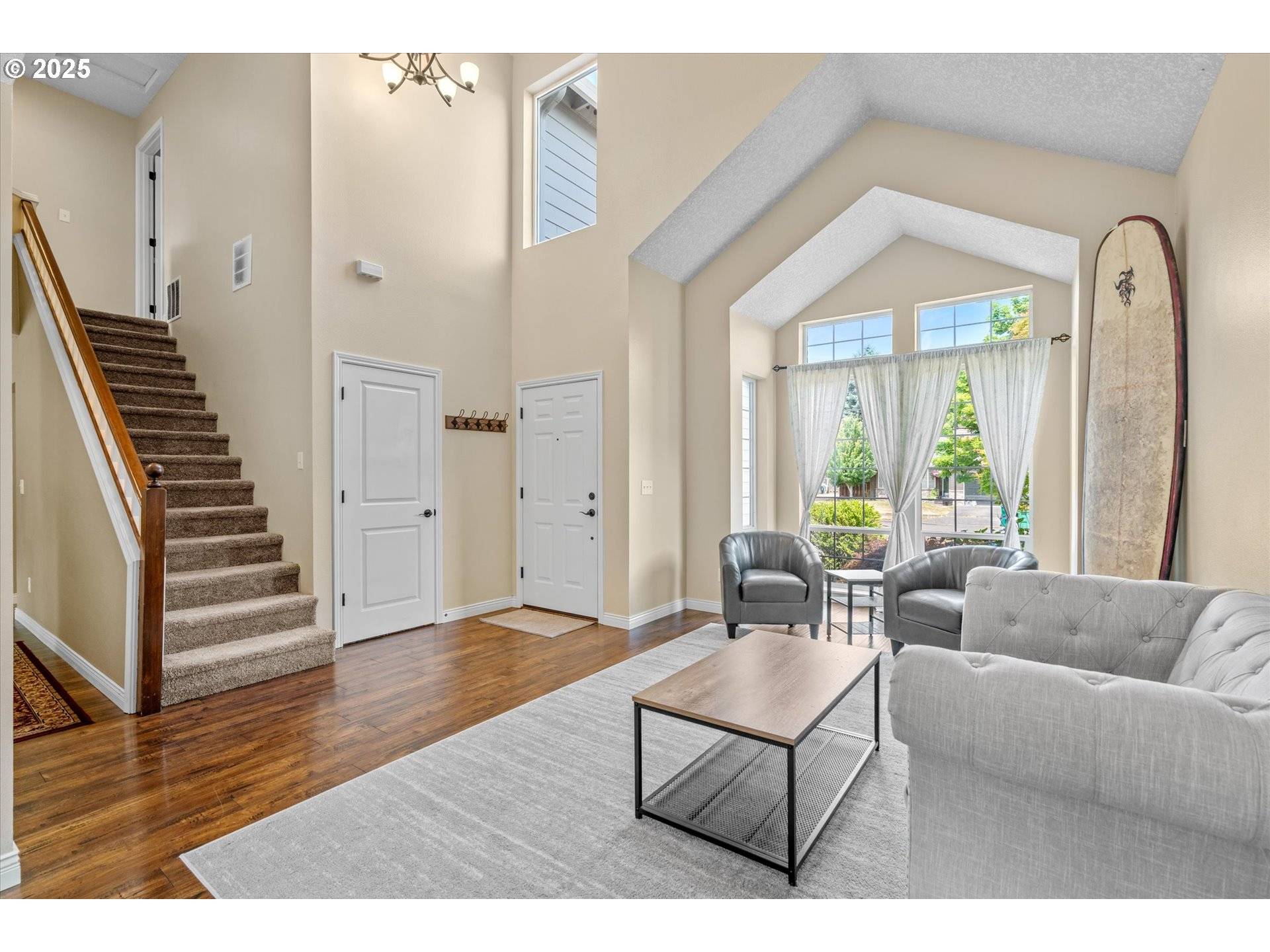 Troutdale, OR 97060,702 SW BURLINGAME CIR