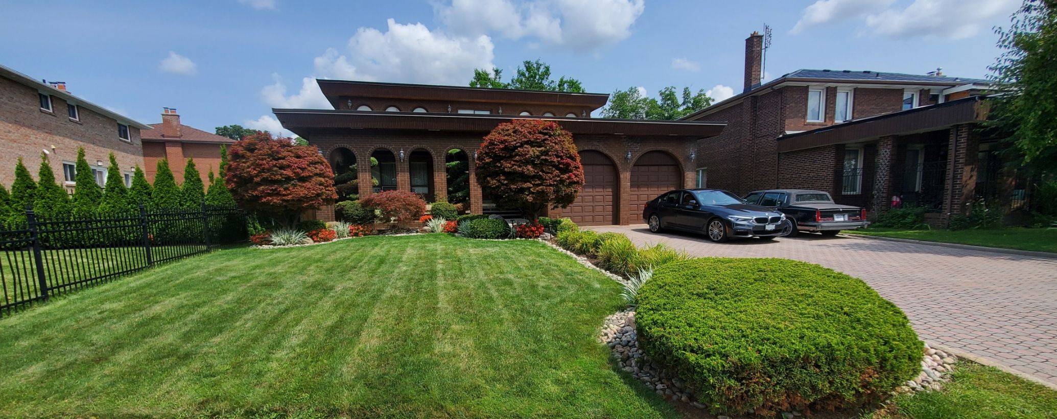 44 Wigwoss DR, Vaughan, ON L4L 2P8