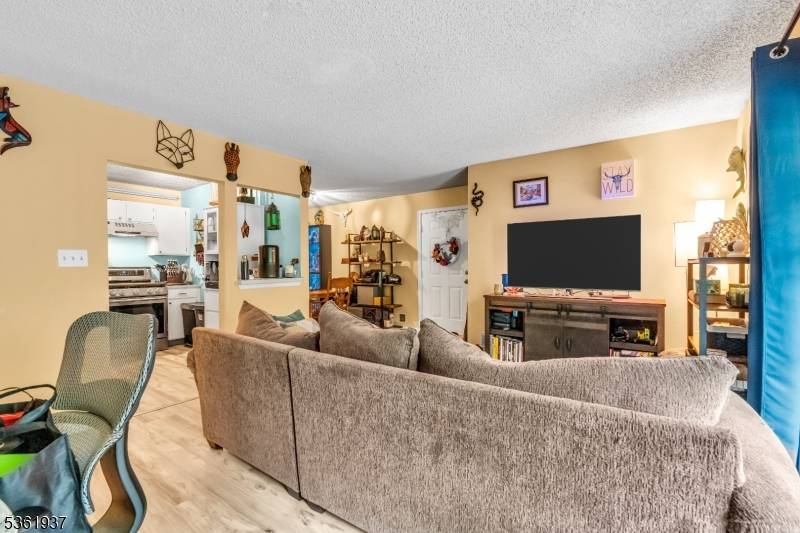 Franklin Twp., NJ 08823,69 Rachel Ct