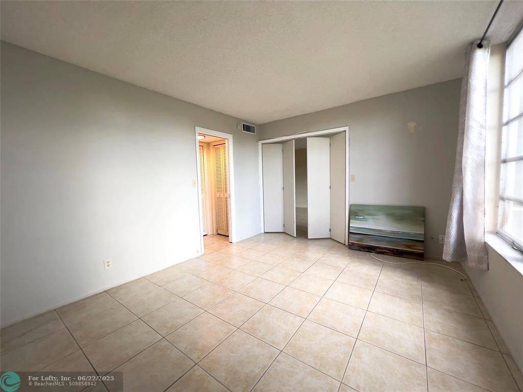 Pompano Beach, FL 33069,2671 S Course Dr  #105