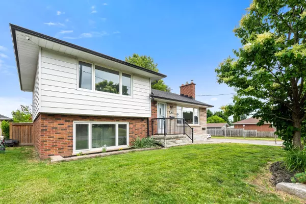 Oshawa, ON L1J 4Z7,569 Gibbons ST