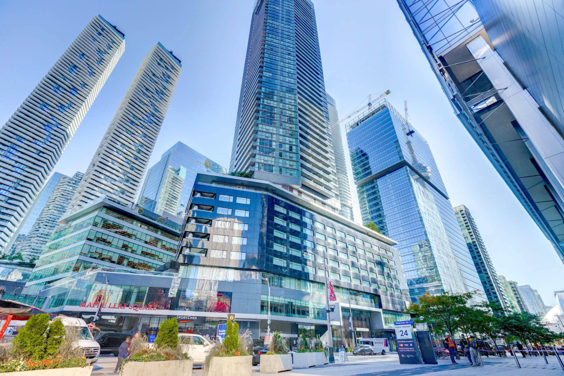 55 Bremner BLVD #4511, Toronto C01, ON M5J 0A6