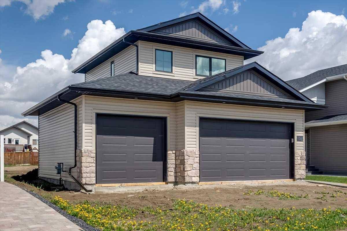 Penhold, AB T0M 1R0,136 Hollman Close