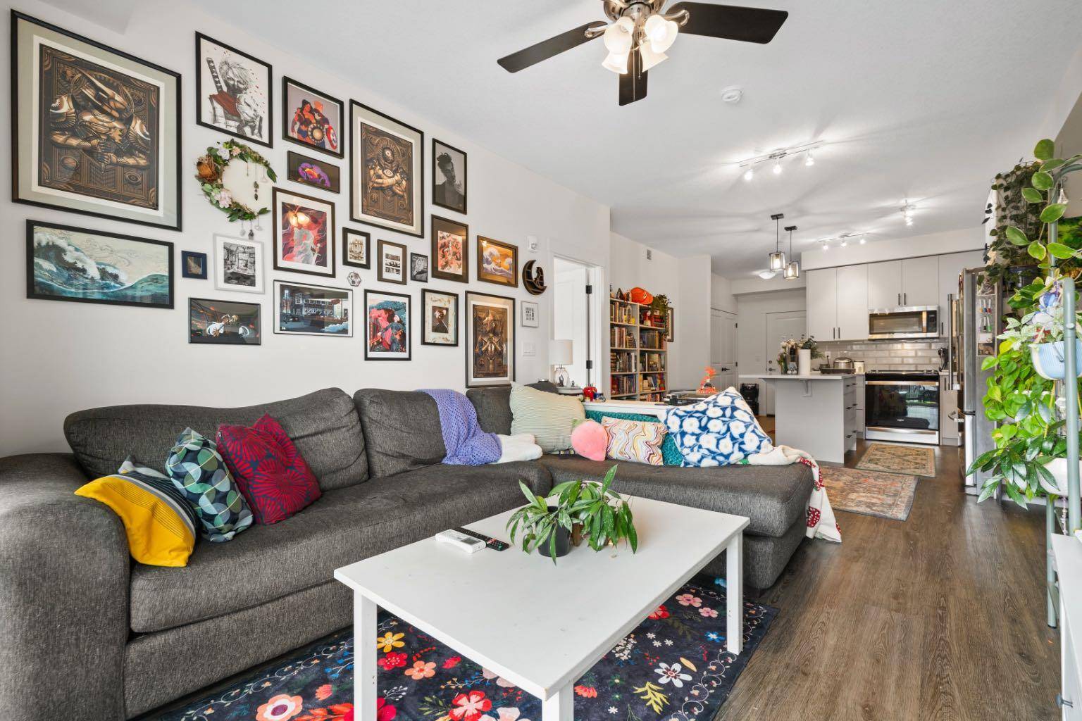 Calgary, AB T2X 5C7,151 Legacy Main ST Southeast #8202