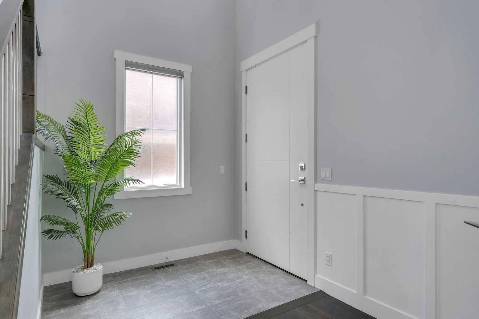 Chestermere, AB T1X 2M7,7 Waterford HTS