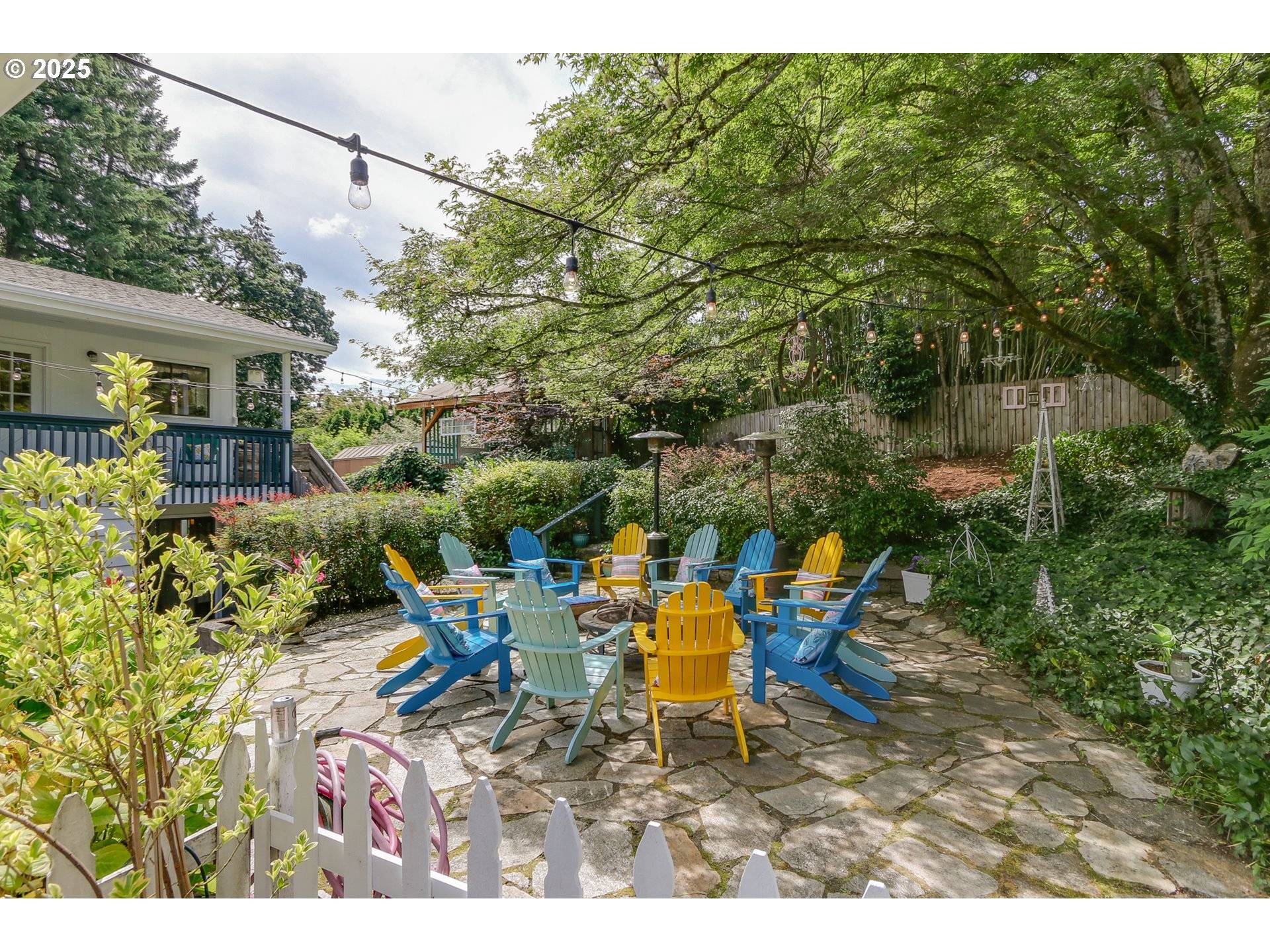 Eugene, OR 97405,2330 W 23RD PL