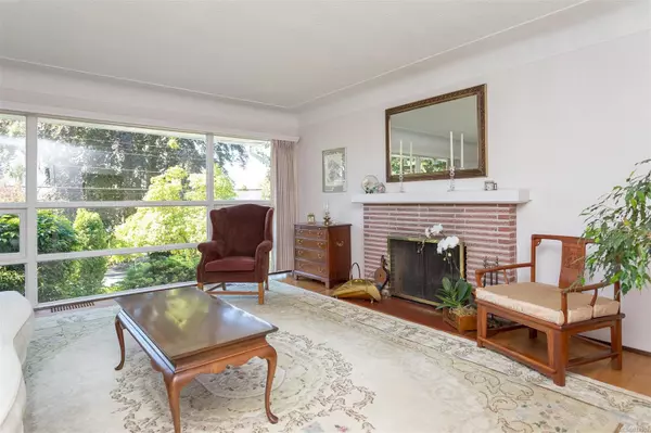 Saanich, BC V8P 1J3,1920 Waterloo Rd