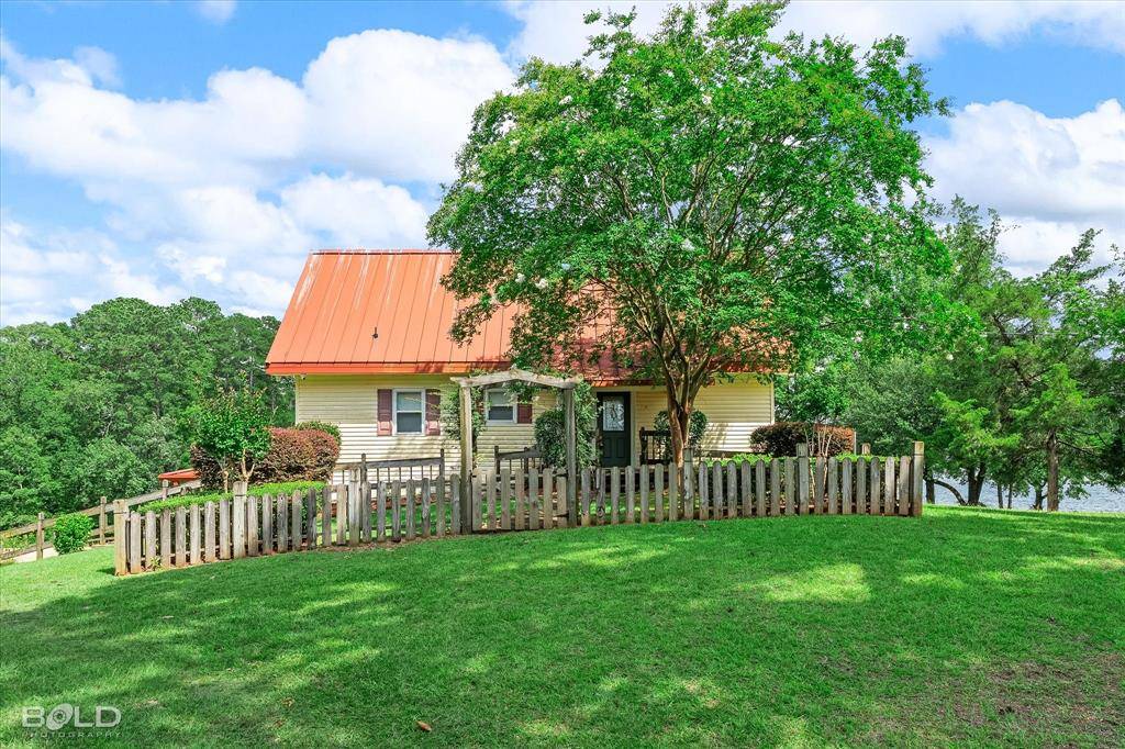213 Bluebird Lane, Homer, LA 71040