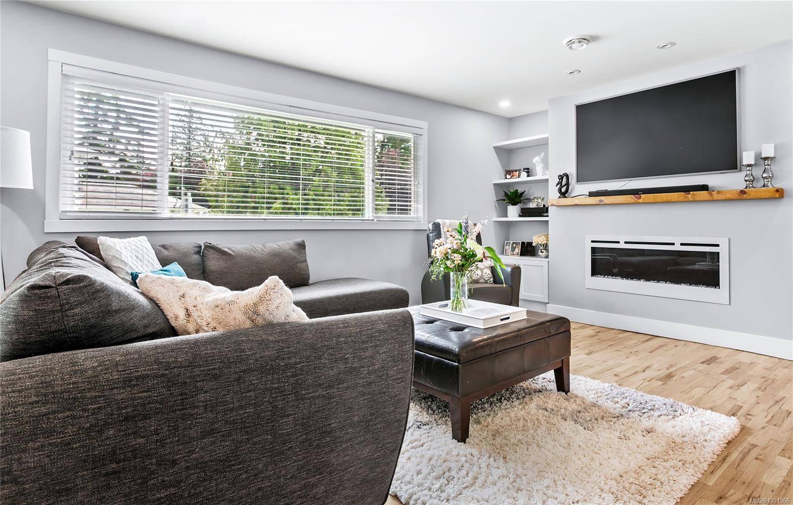 Esquimalt, BC V9A 6Y8,1392 Treebank Rd W