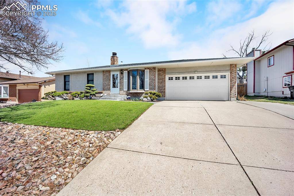 Colorado Springs, CO 80918,6155 Snowbird DR