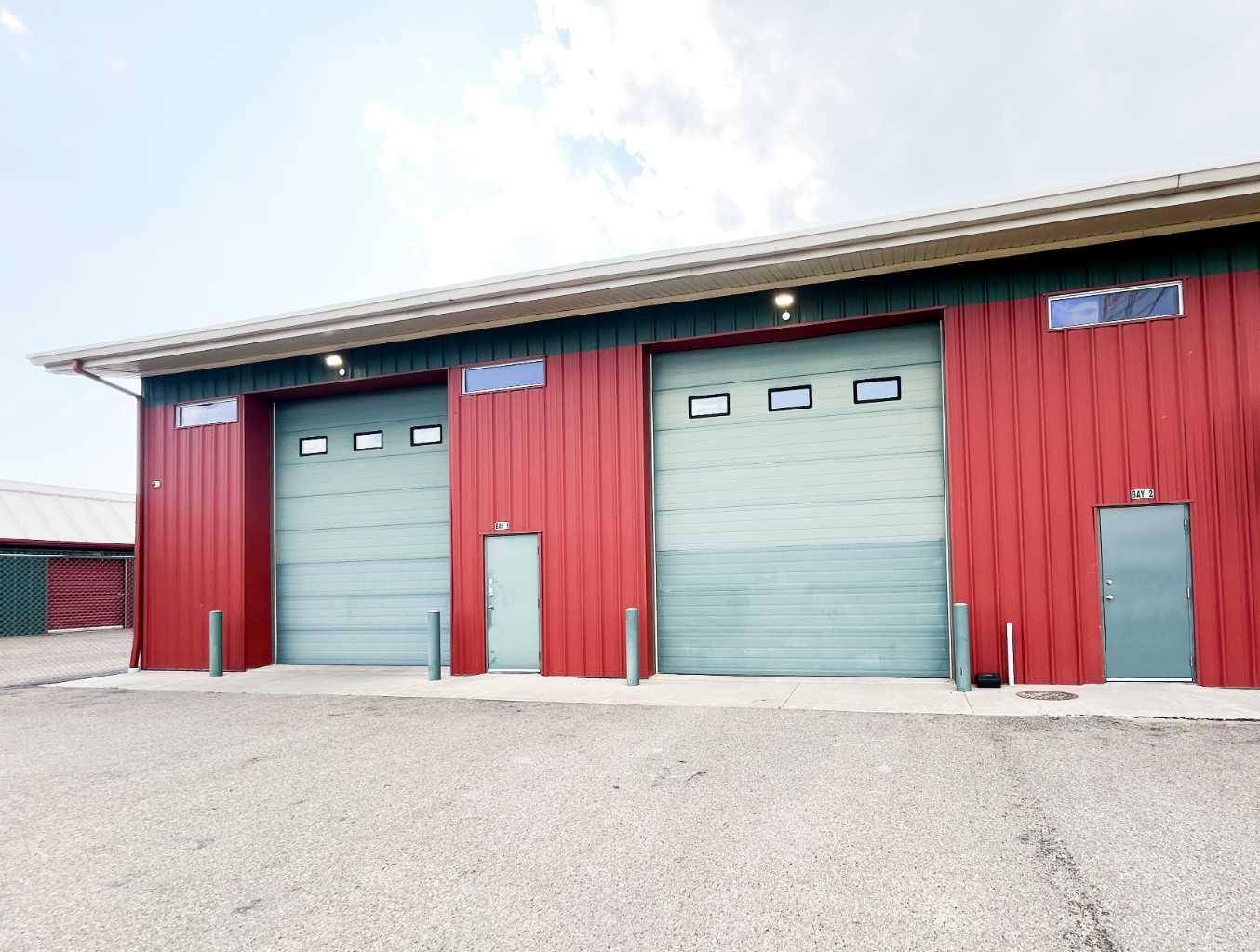 127 4 ST Northeast #2, Redcliff, AB T0J 2P0
