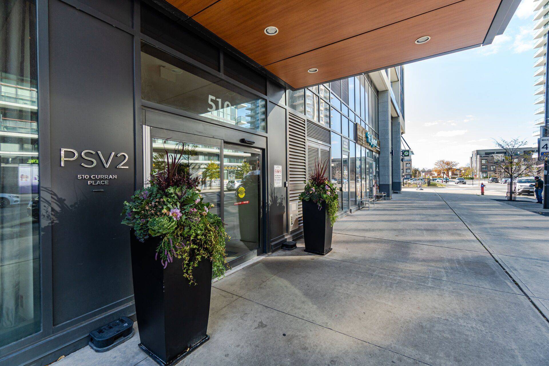 Mississauga, ON L5B 0J8,510 Curran PL #4105