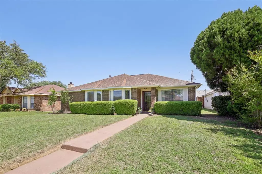 Dallas, TX 75227,5226 Freestone Circle
