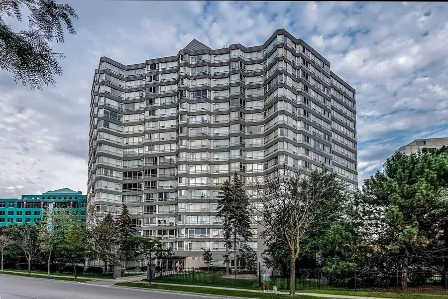 Mississauga, ON L5R 1Y2,50 Kingsbridge Garden BLVD #804