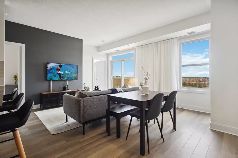 28 Prince Regent ST #Ph06, Markham, ON L6C 0V5