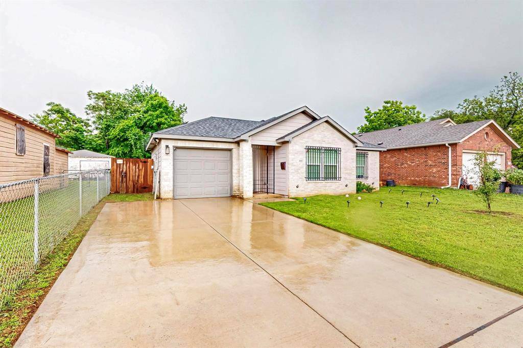 Dallas, TX 75215,2613 Rochester Street