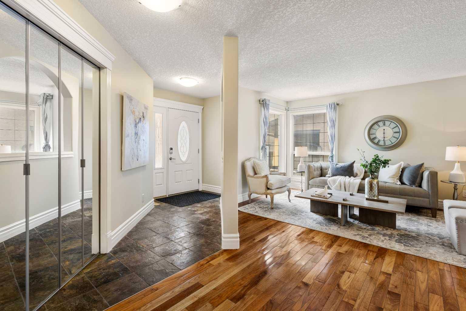 Calgary, AB T3G 4R2,202 Royal Birkdale CRES NW