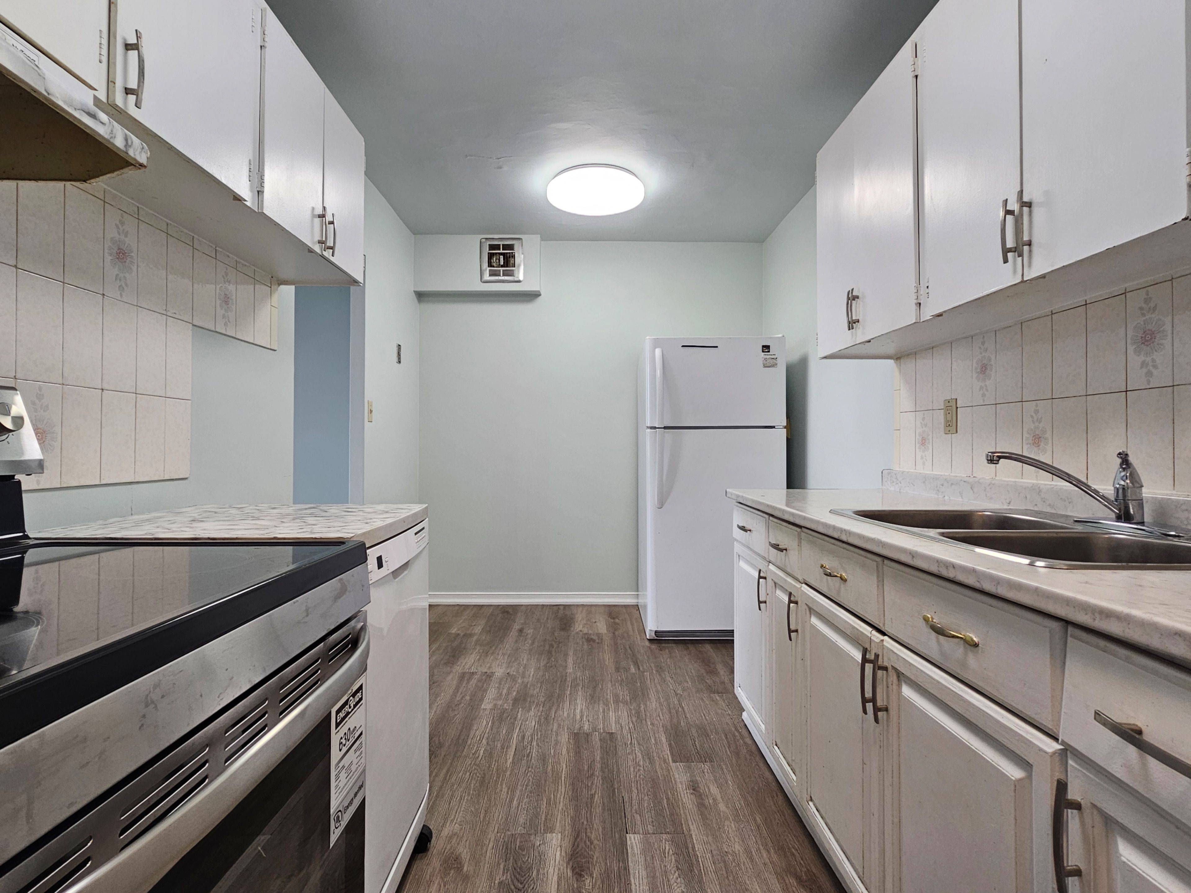 Toronto W05, ON M3N 2P3,335 Driftwood AVE #1112