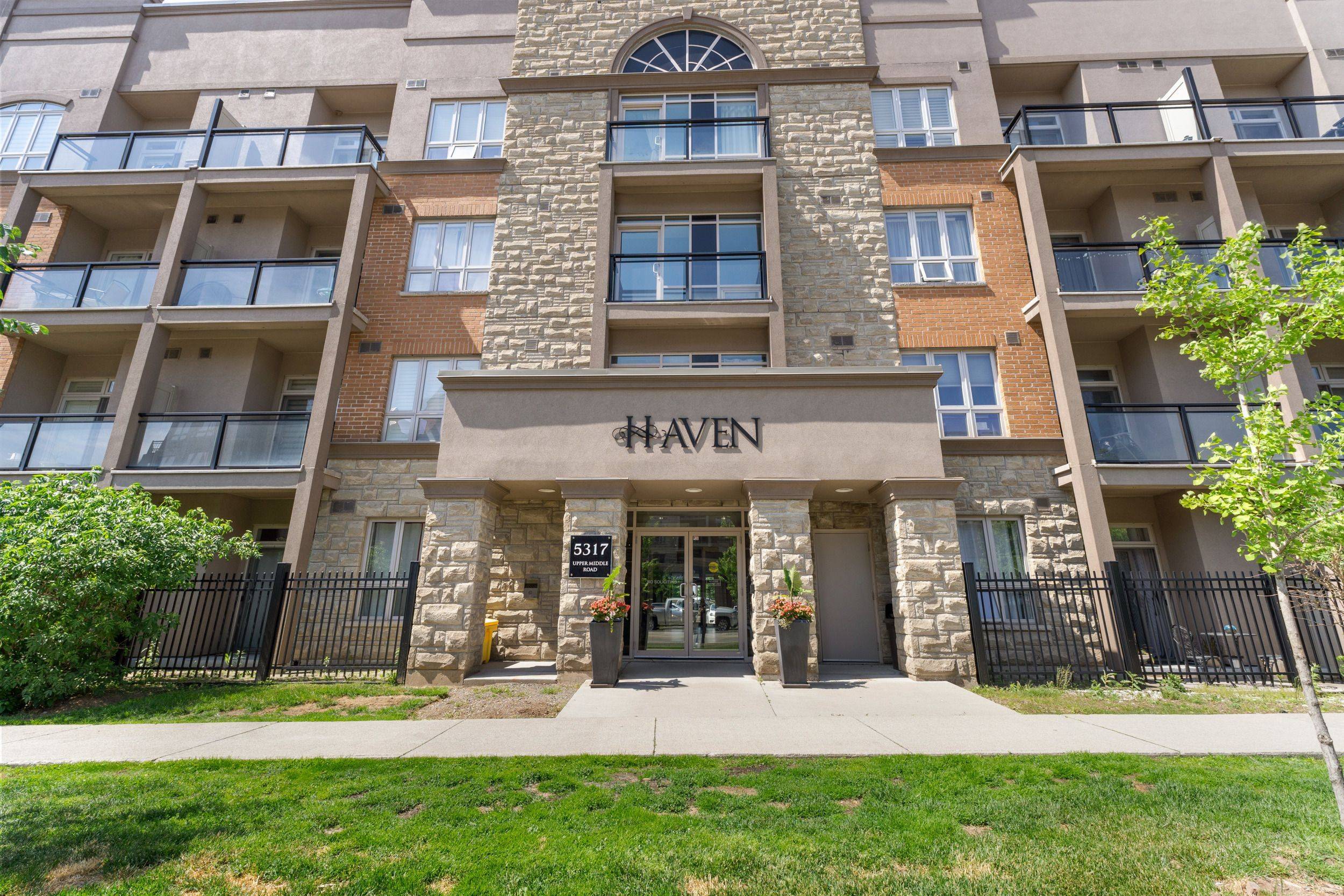 Burlington, ON L7L 0G8,5317 Upper Middle RD #430