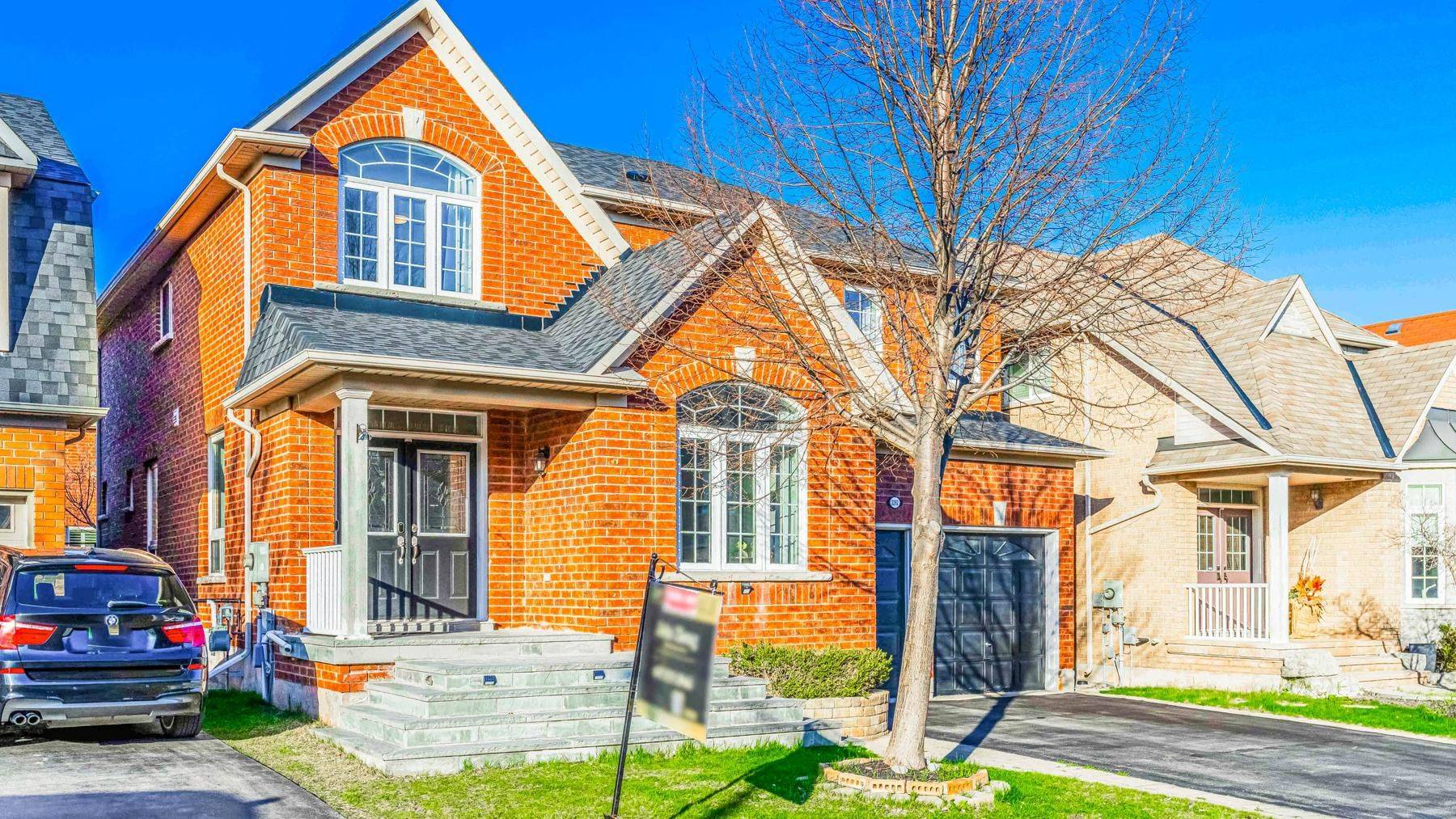 Oakville, ON L6M 5J4,2292 Blue Oak CIR