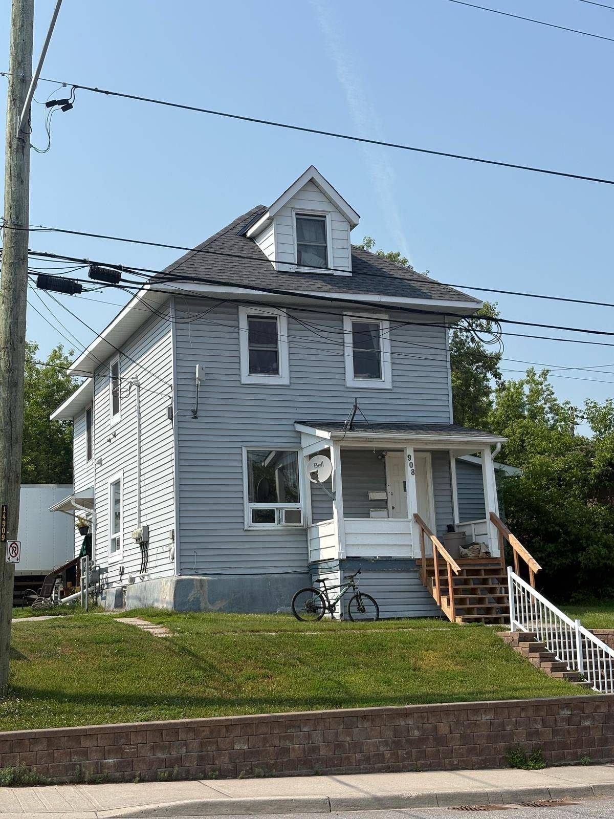 North Bay, ON P1B 3M8,106 Fourth AVE W