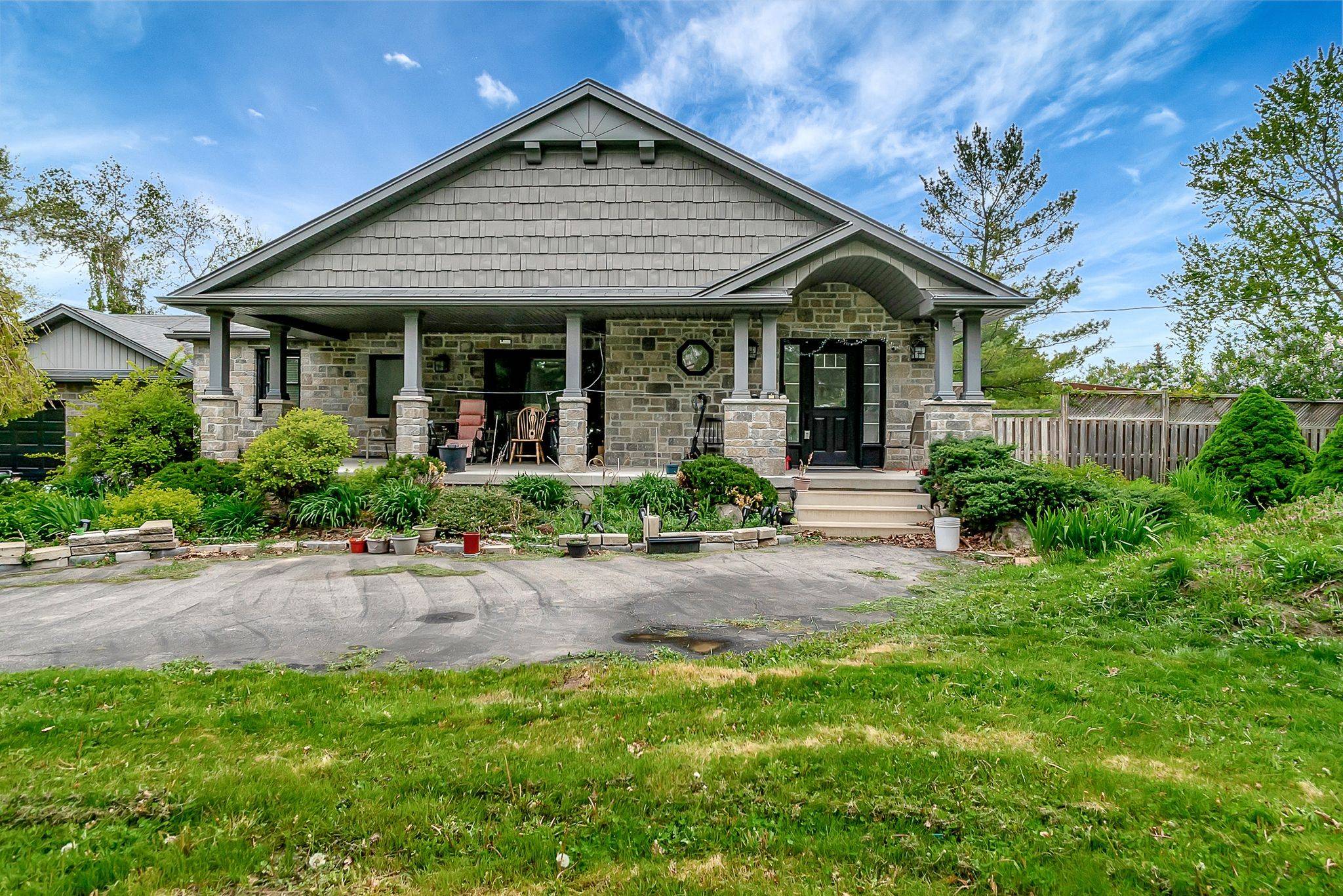 Kitchener, ON N2P 1A5,1392 Doon Village RD