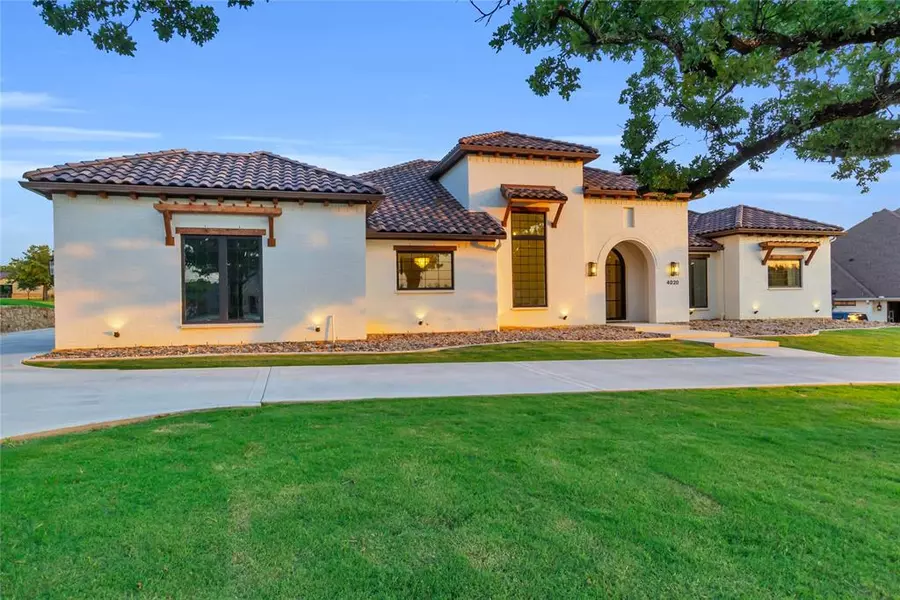 4020 Highland Oaks Lane, Cleburne, TX 76031