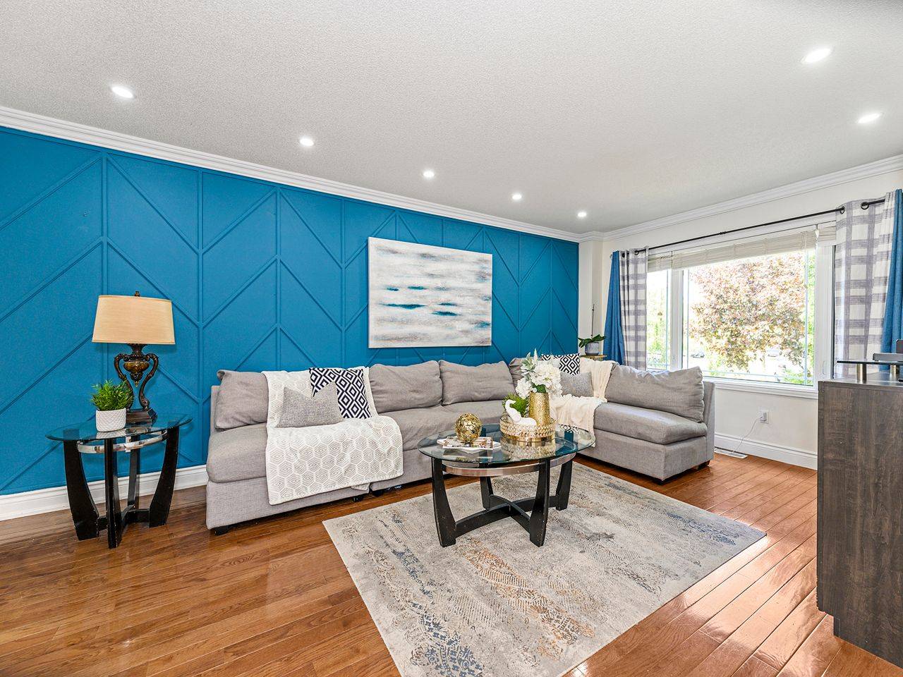 Whitby, ON L1R 2H8,5 Nurse CT