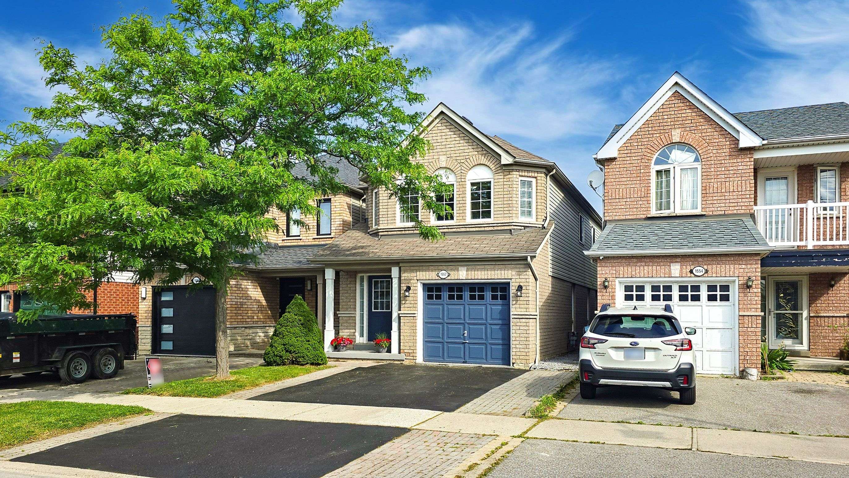 Pickering, ON L1V 7H5,1552 Avonmore SQ