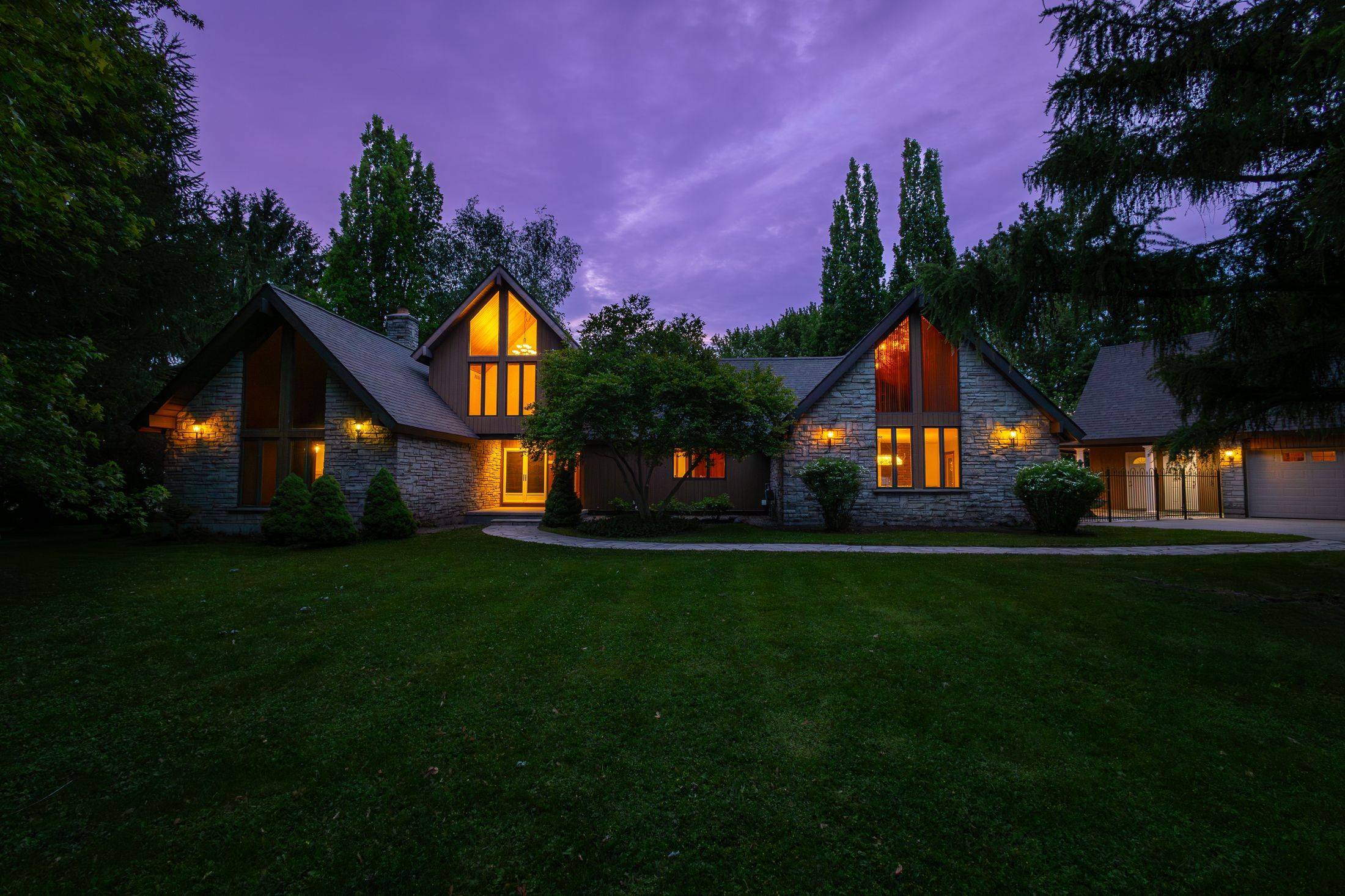 Perth South, ON N5A 6S4,3812 Bannerd DR