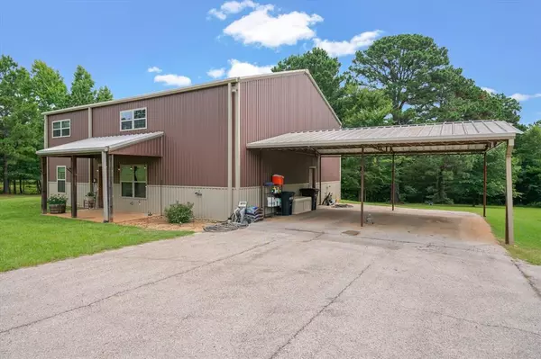 Lindale, TX 75771,15434 County Road 434