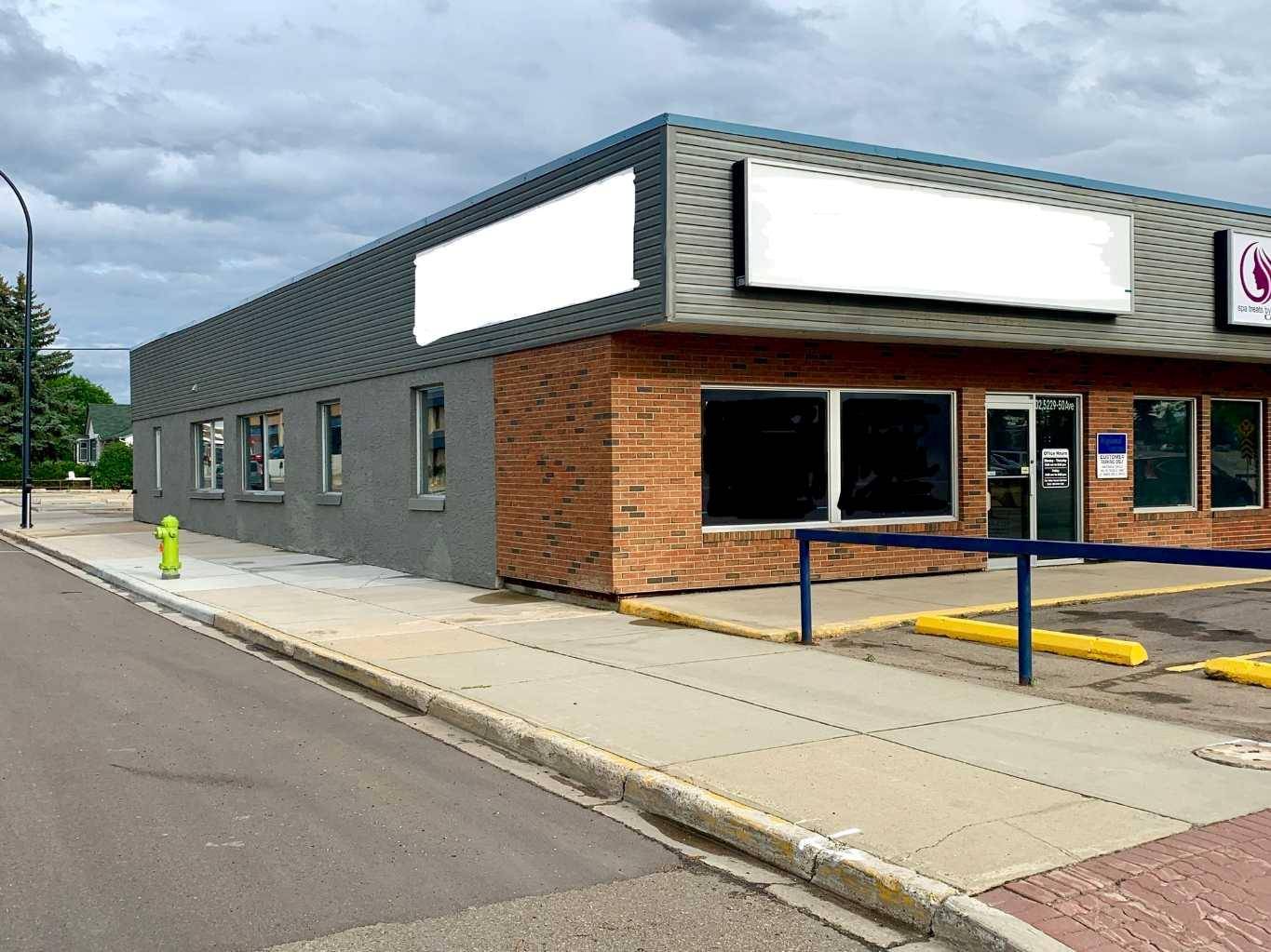 5229 50 AVE #102, Red Deer, AB T4N4B4