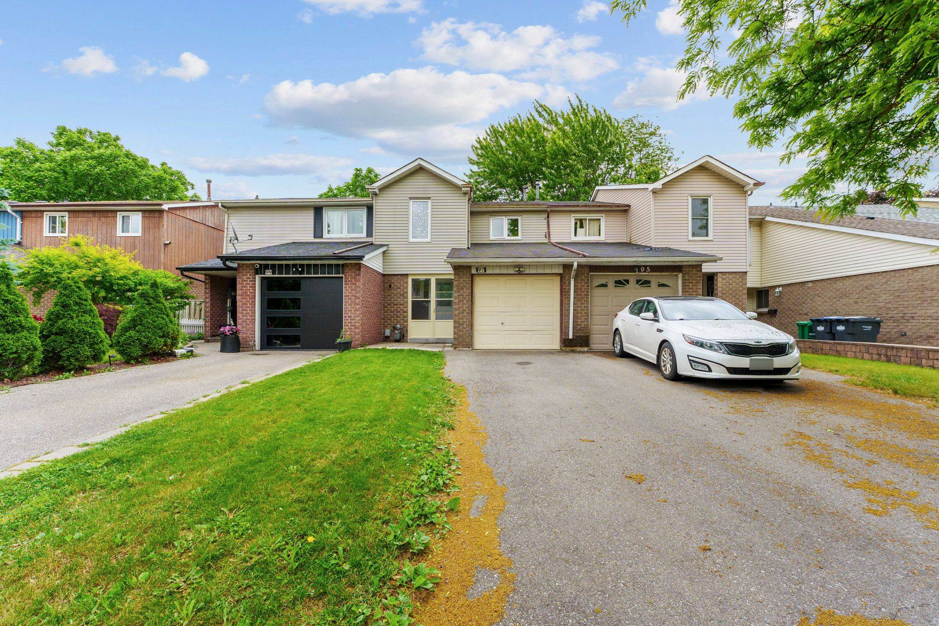 97 Royal Salisbury WAY, Brampton, ON L6V 3J3