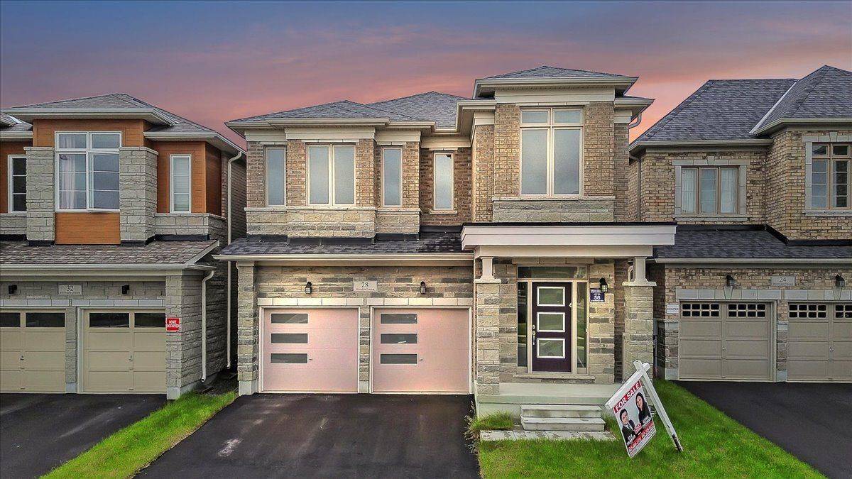 28 Bloomfield CRES, Cambridge, ON N1R 0E9