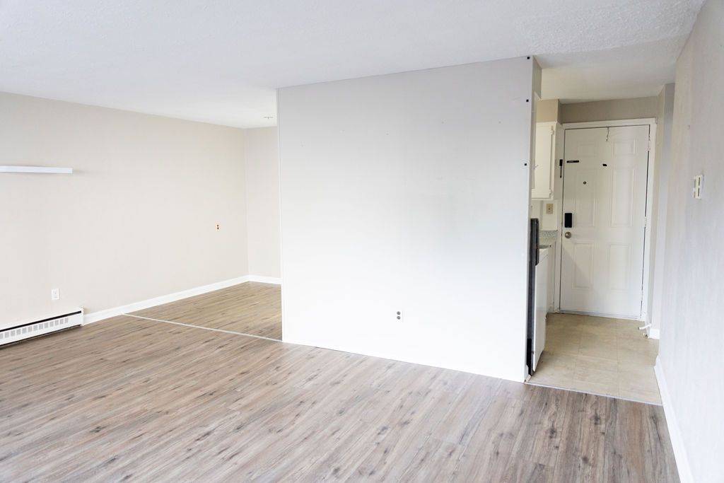 St. Catharines, ON L2N 4T6,27 Main ST #Unit 4
