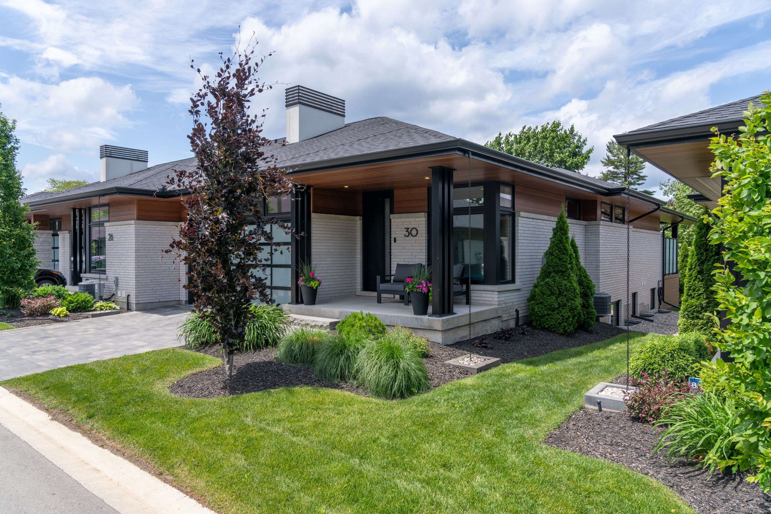 St. Catharines, ON L2N 0B6,30 Peach Tree Common