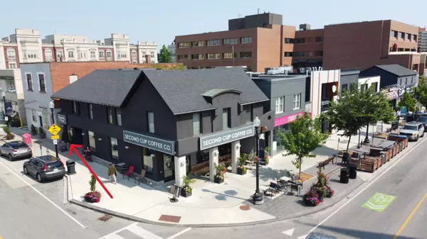 Oakville, ON L6J 1H9,245 Lakeshore RD E #2