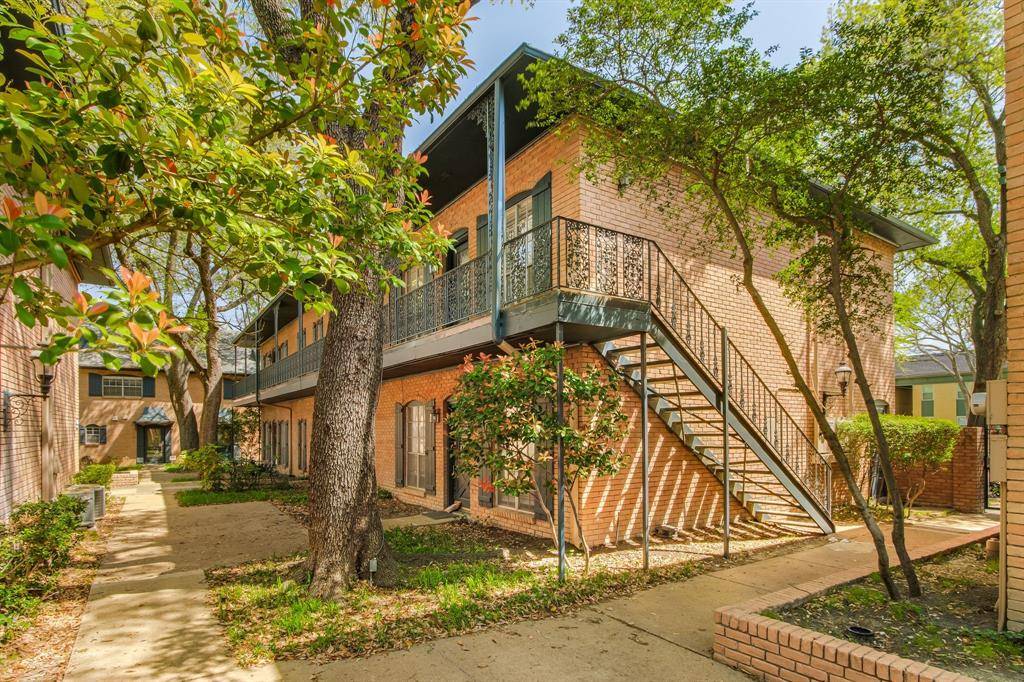 Dallas, TX 75206,6023 E University Boulevard #204