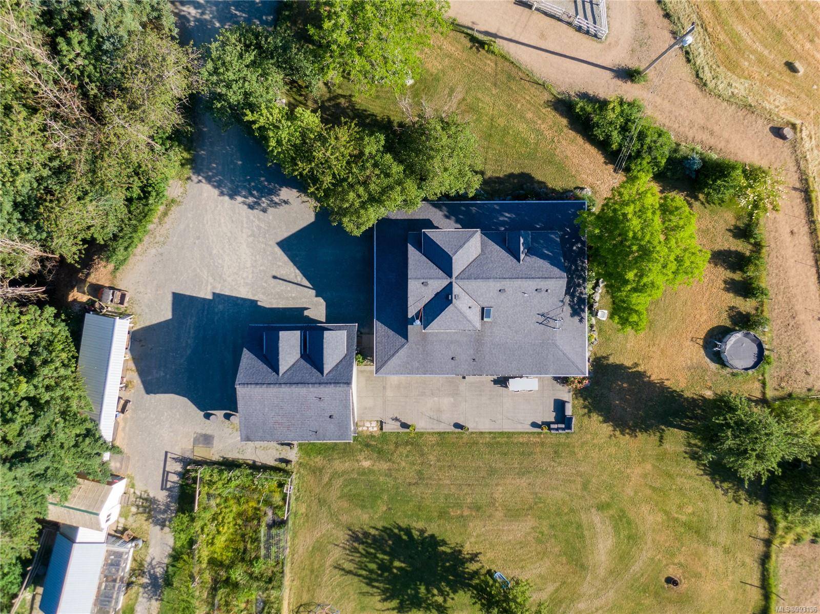 Cowichan Bay, BC V0R 1N1,1885/1881 Wilmot Rd